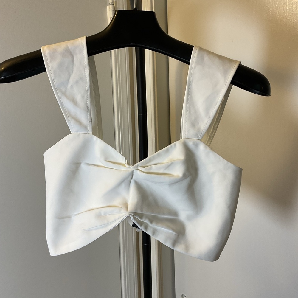 NWT Boohoo Cream Tie Ruched Bustier Crop Top 8 Tank Bralette Corset Sexy - Picture 2 of 3